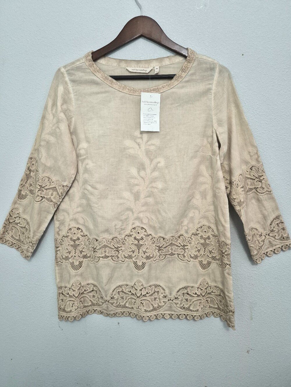 Soft Surroundings Lace Floral Crochet Trim Beige Tunic Top PM Boho Shabby Chic
